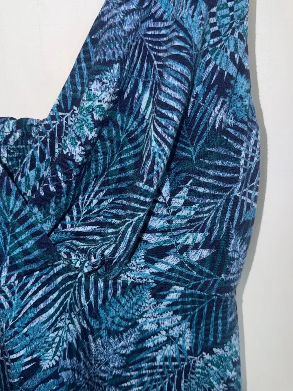 Tommy Bahama Teal and Navy Palm-Print V-Neck Sundress size small
